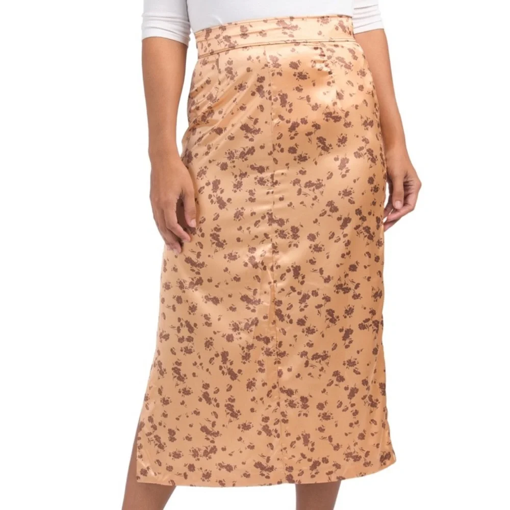 Zara super cute